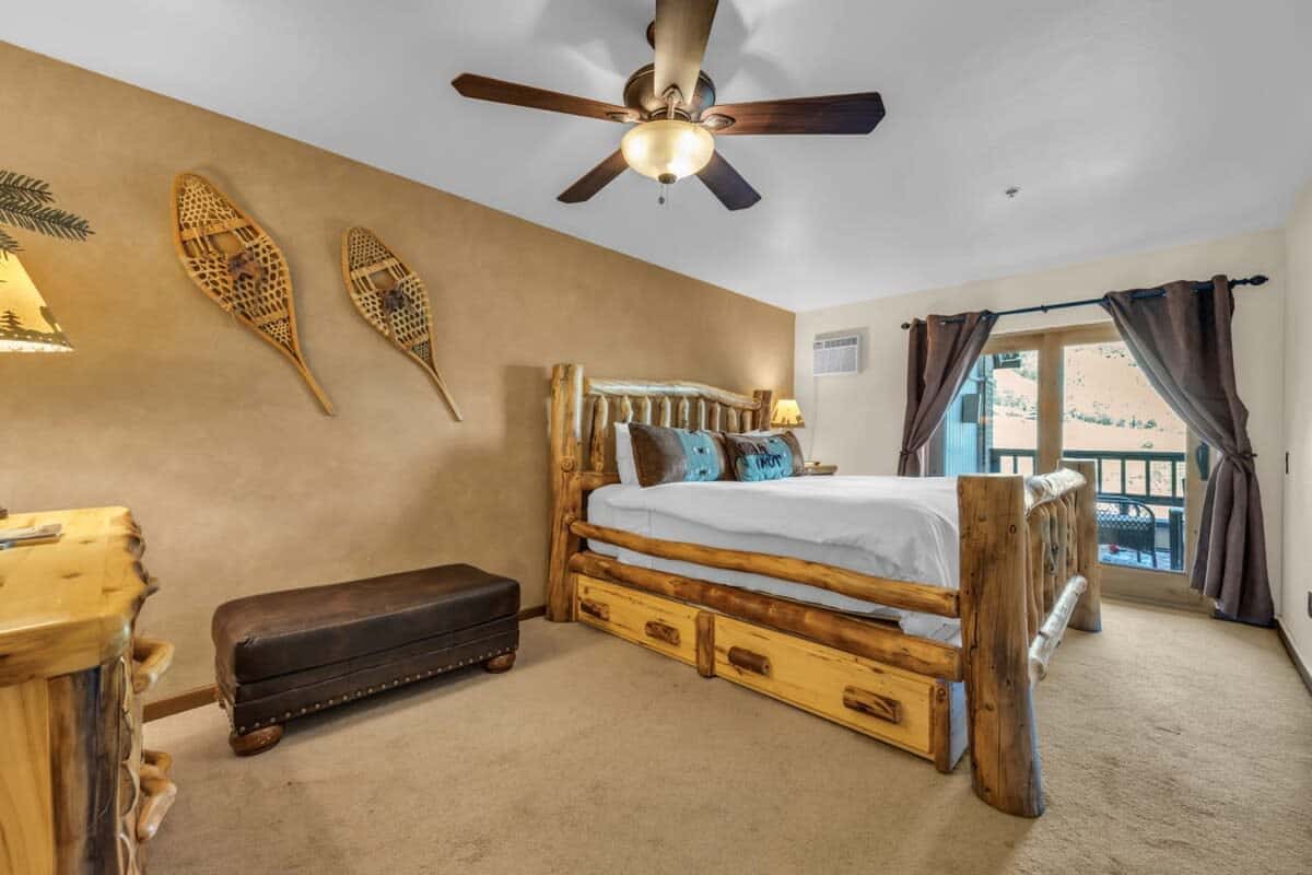 The spacious bedroom of the condo will feel like your own personal suite with a roomy layout featuring both a king-size bed and a queen trundle bed.