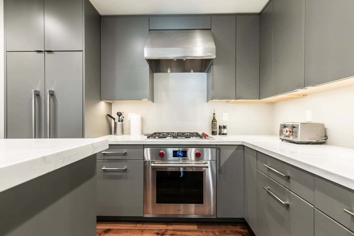 The chef in your group will love preparing meals in the beautiful kitchen which includes high-end appliances such as a Wolf stove.