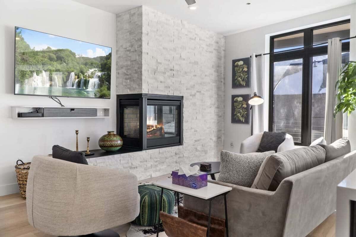 Sit back and relax in the stylish living room while you warm up by the fire or enjoy a movie night with your loved ones.