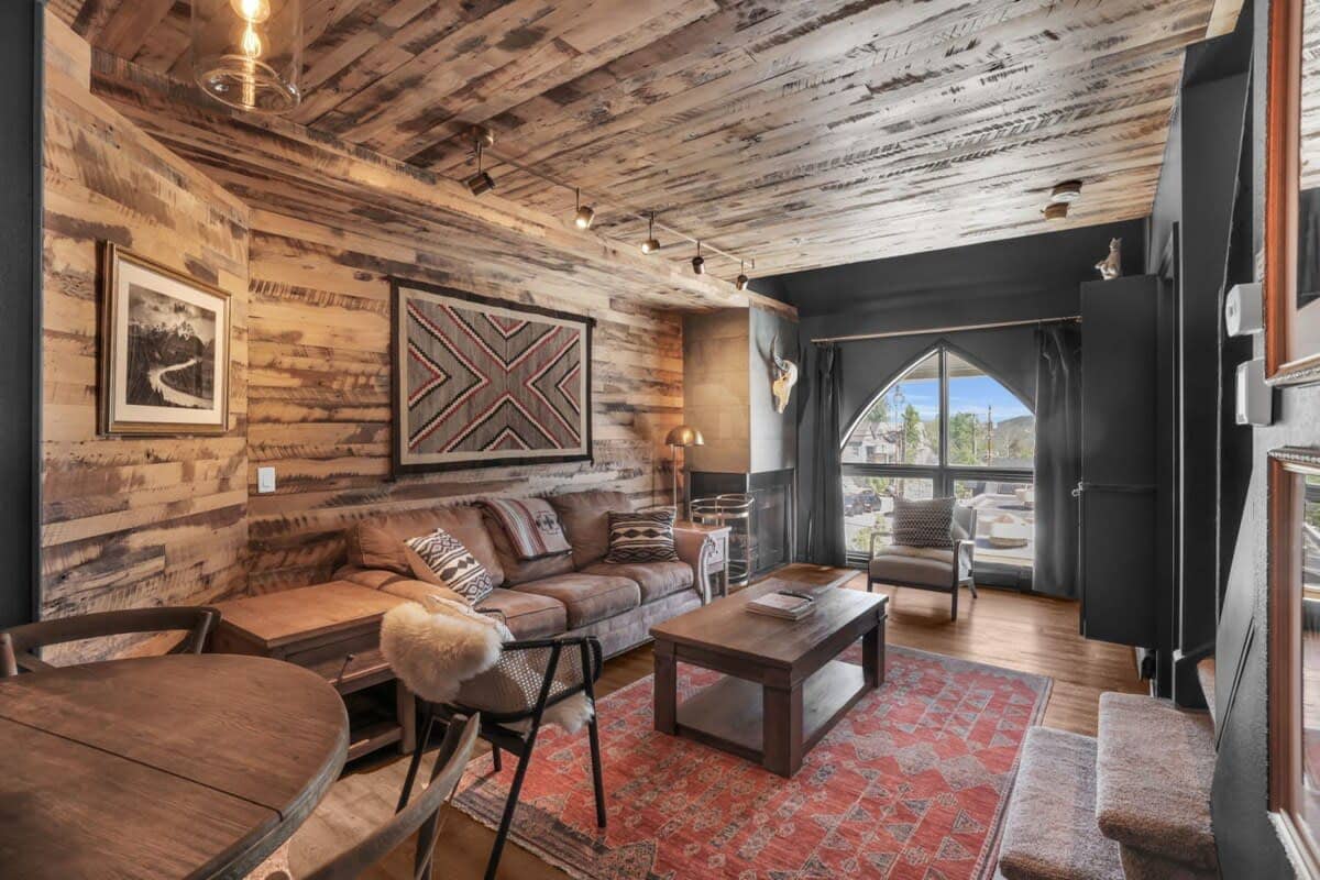 This stylish 3-bedroom condo is located in the historic Blue Church Lodge placing you steps away from Old Historic Main Street and the slopes!