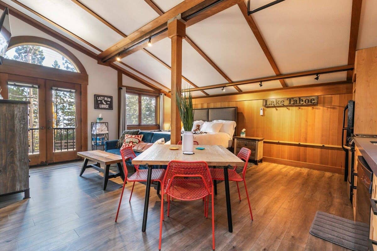 This beautiful studio is outfitted with a fully equipped kitchen, partial lake views, and a loft area with two additional beds. The perfect spot for a couple or small group getaway.