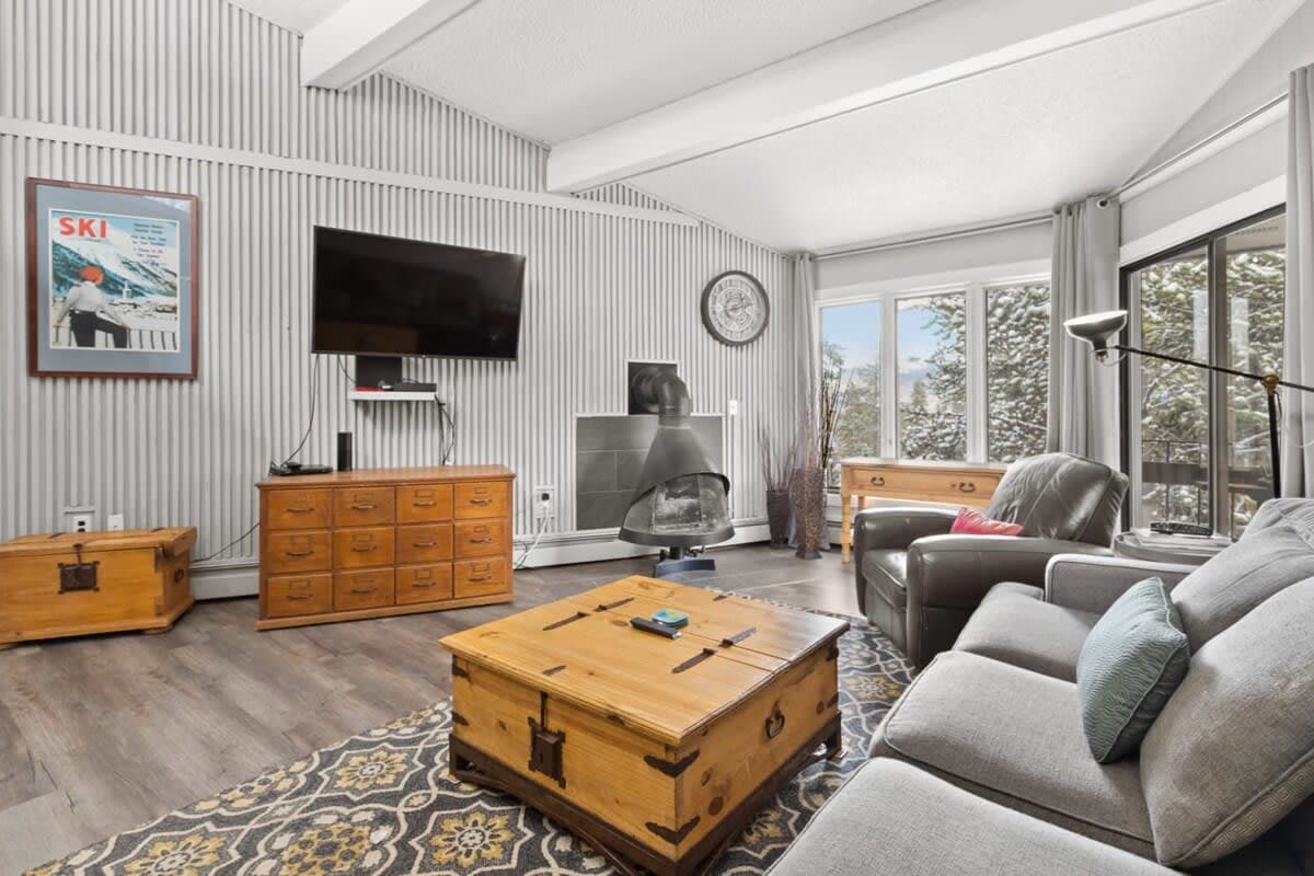 Thumbnail 2 of Gorgeous 2BR Home In Town, Minutes from Skiing!