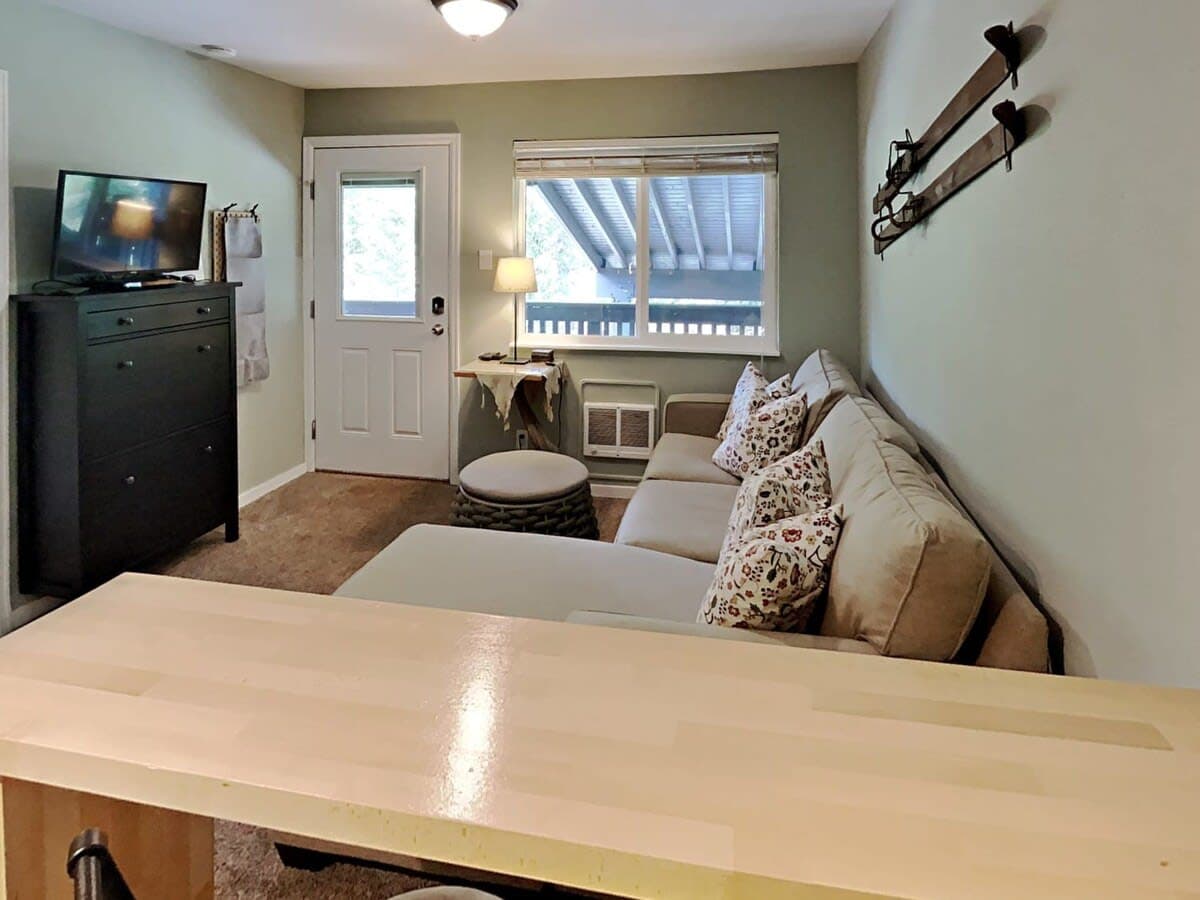 Thumbnail 2 of Charming 1BR in Scenic Blue River, Near Hiking!