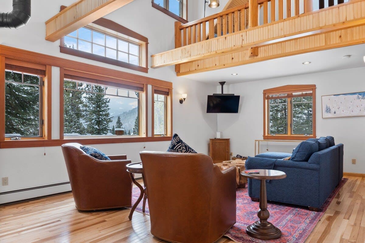 This 3-bedroom mountain home boasts an open-layout living room great for groups to spread out and relax!