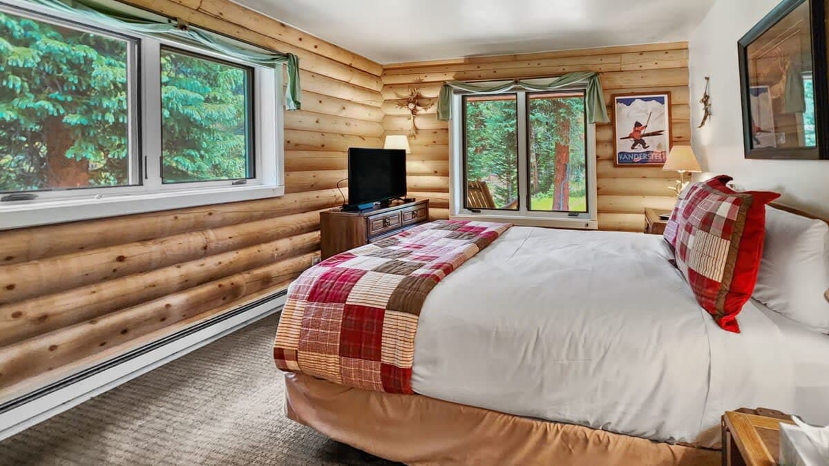 Thumbnail 3 of 3BDR Creekside Cabin Near Trails & Main Street