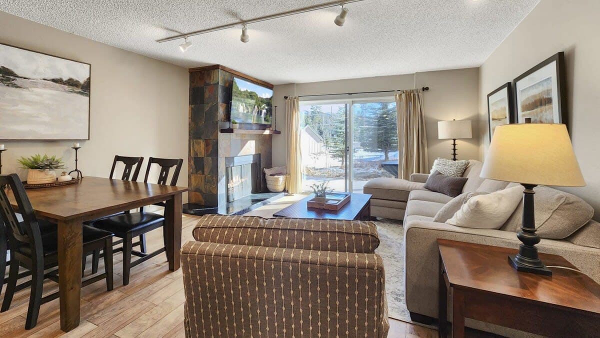 Thumbnail 2 of Stylish 3BD w/3 Fireplaces & Shared Hot Tub