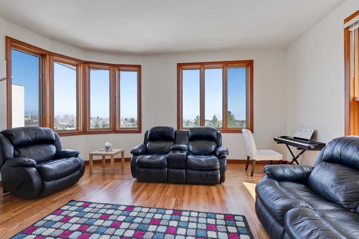Thumbnail 2 of Beautiful Boulder Villa