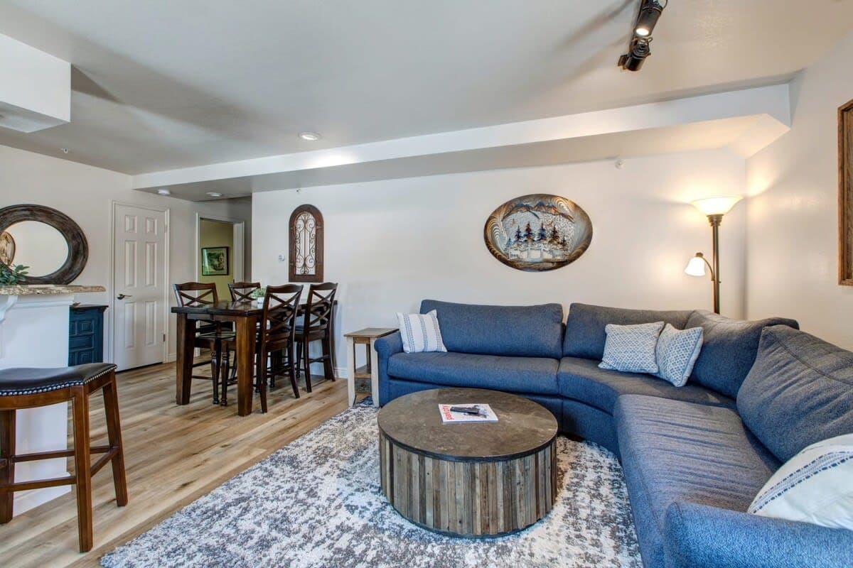 Thumbnail 3 of Quaint 2 BDR Condo - Steps from Ski Lift in Town!