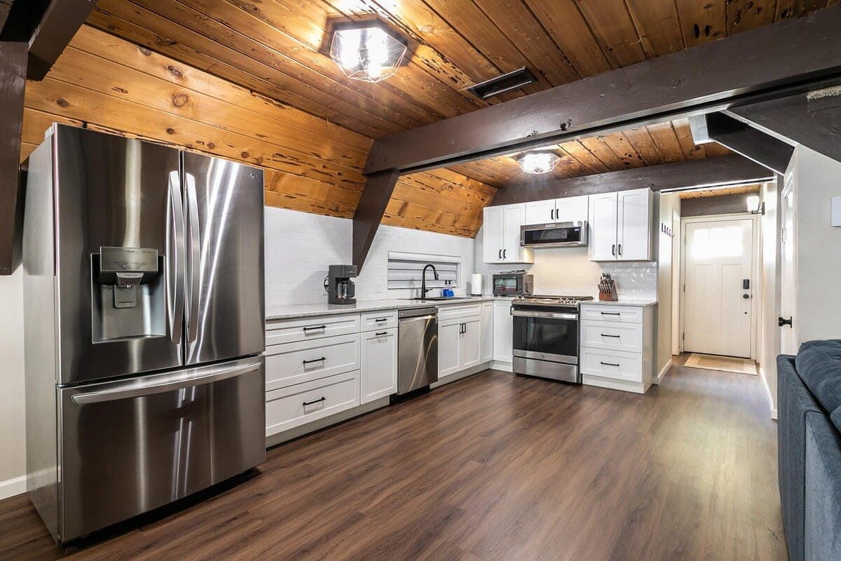 Thumbnail 3 of Rustic & Modern 3BDR Tahoe Cabin