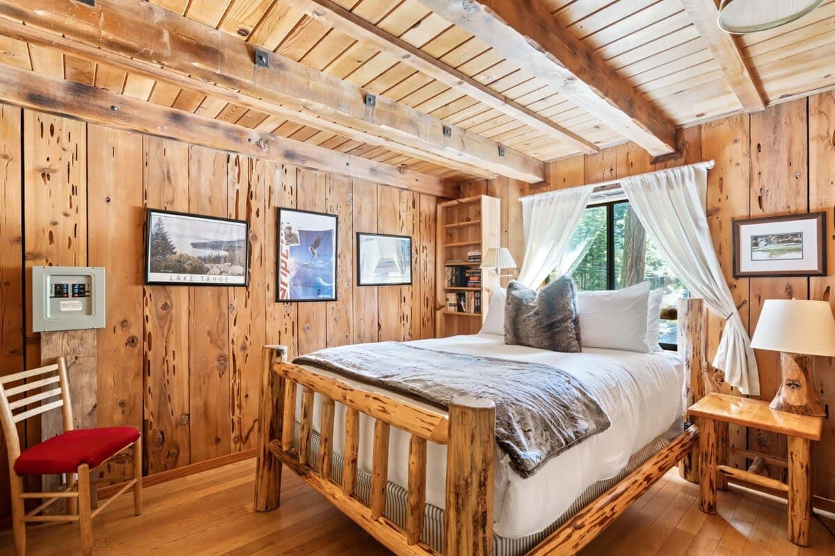 Thumbnail 3 of 3BR Mountain Cabin-Near Beach & Slopes