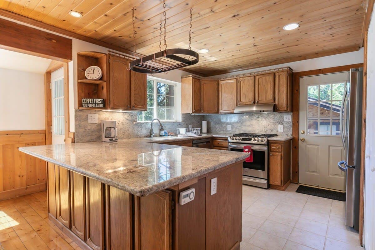 Thumbnail 3 of Rustic 3BD Greenwood Hideaway